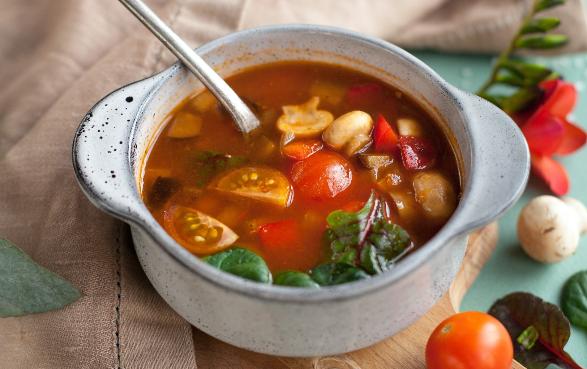 minestrone warzywna włoska zupa idealna na zime